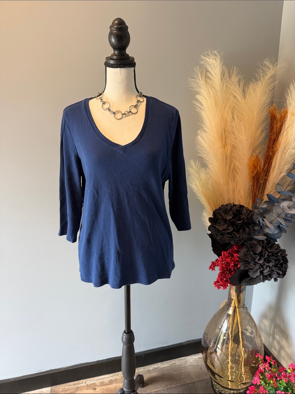 St. John's Bay Navy V-Neck 3/4 Sleeve Top